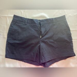Magellan Outdoors Women's black Shorts